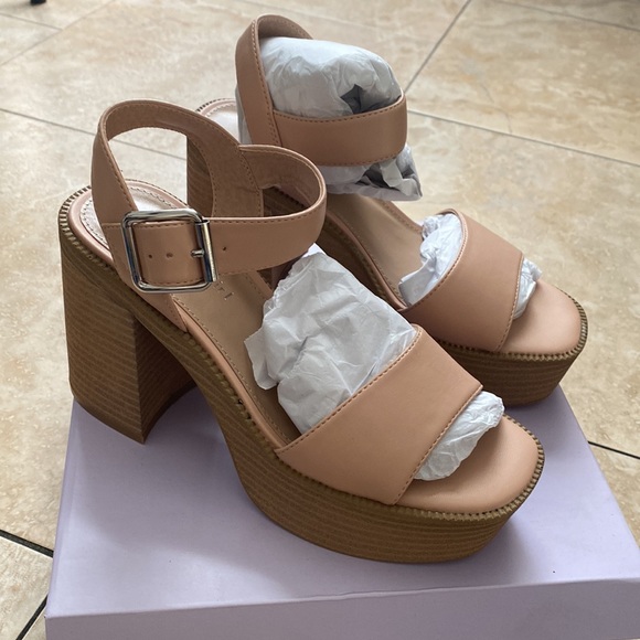 SALE Madden Girls Heels - Picture 7 of 14